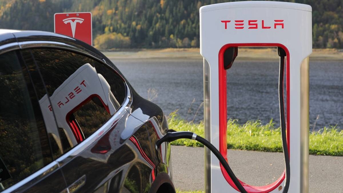 What is a Supercharger? How does it work?