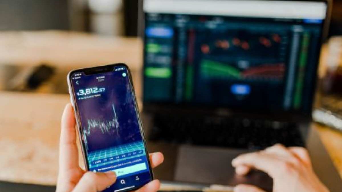 The Benefits of Working With a Blockchain Marketing Company