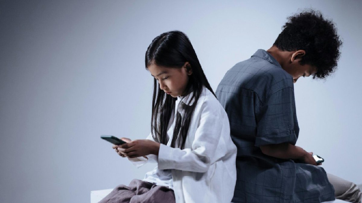Empowering Parents: Strategies for Regulating Teen Social Media Access